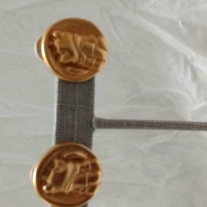 Gold Winnie the Pooh clip-on earrings